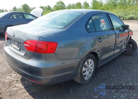 2013 Volkswagen Jetta 2.0L S z USA, uszkodzony, nr VIN 3VW1K7AJ3DM389957